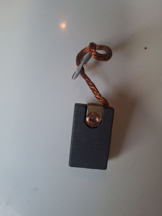 Продам щётки генератора ЭГ-14