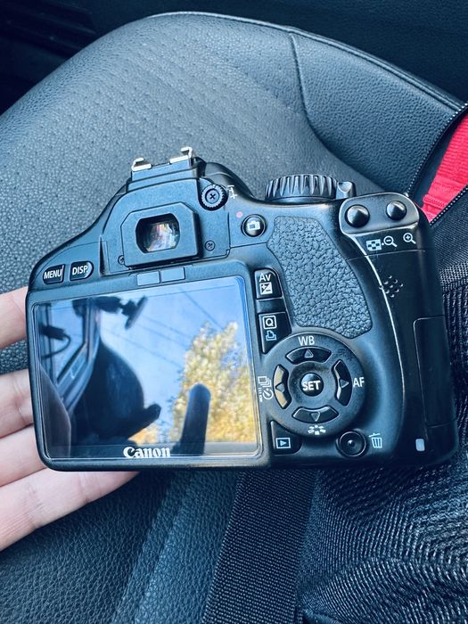 Продам фотоаппарат Canon 550d