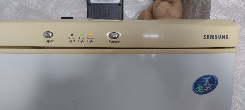 Продам холодилник Самсунг