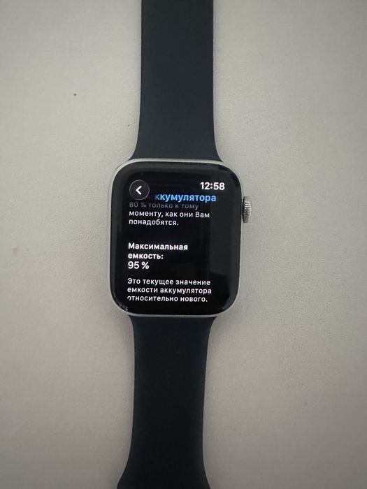 Продам apple watch SE 45mm