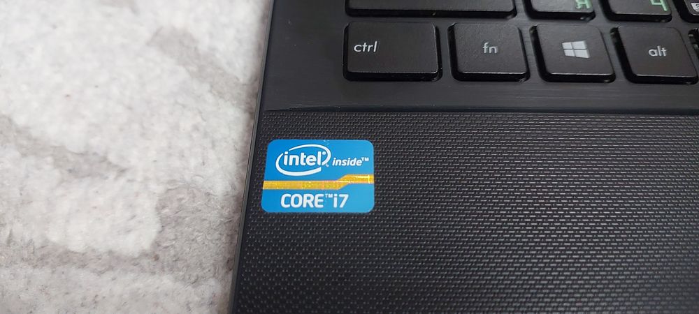 Ноутбук Asus X552C