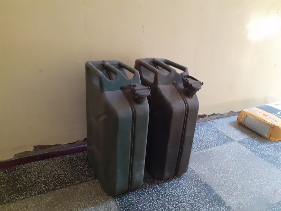 Canistre combustibil tablă 20 litri