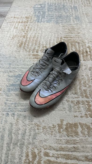 Nike mercurial 4