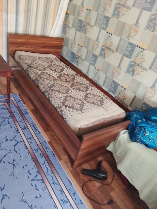 Срочно продам кровать