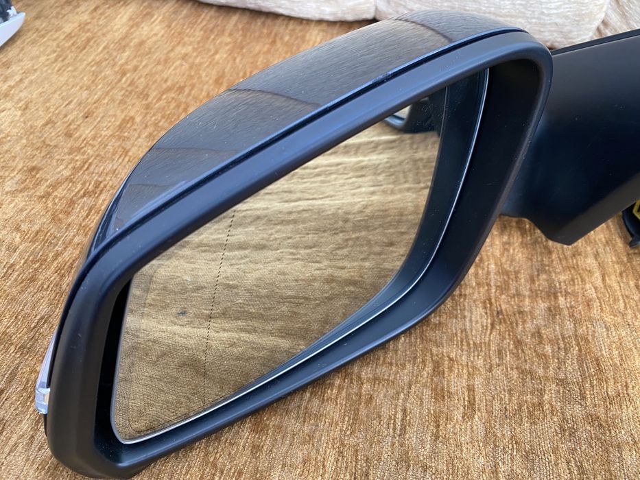 Oglinzi / Oglinda stanga , Oglinda dreapta BMW Seria 7 F01 F02 LCI