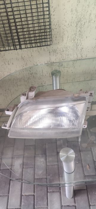 Фары передние Тойота Caldina