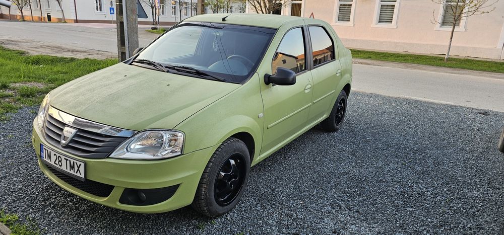 Vand Dacia Logan