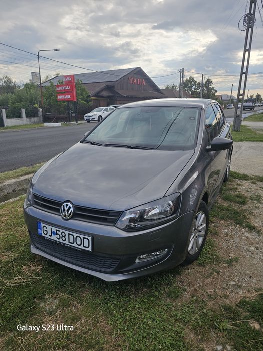 Vînd Volkswagen Polo