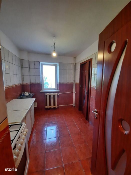 2 camere circular Brazda (Piata Baba Novac)