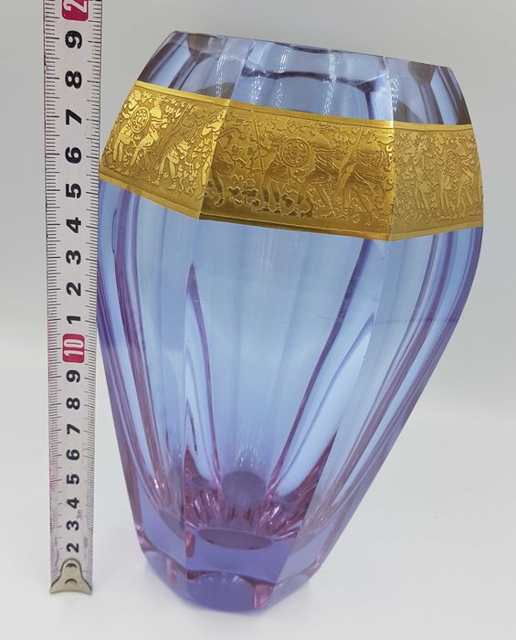 Superba vaza vintage MOSER autentica -DIVA -sticla alexandrite ametist