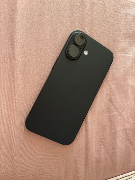 Iphone 16 Перфектен