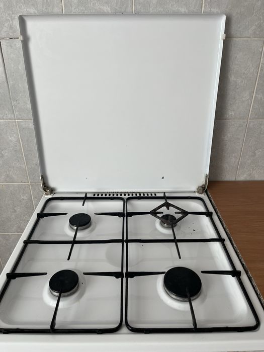 Продам газ плиту