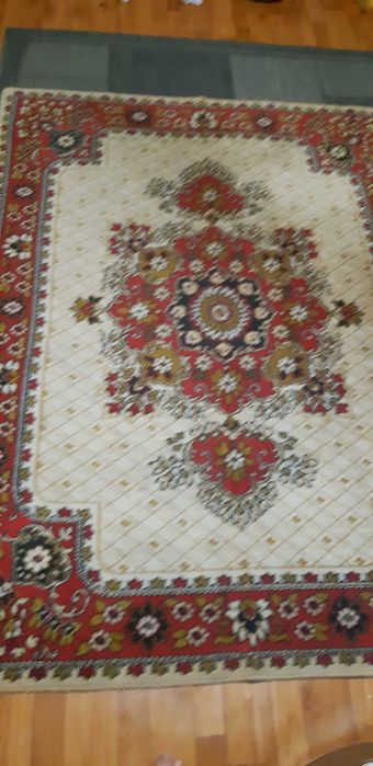 Продам ковер 190х140