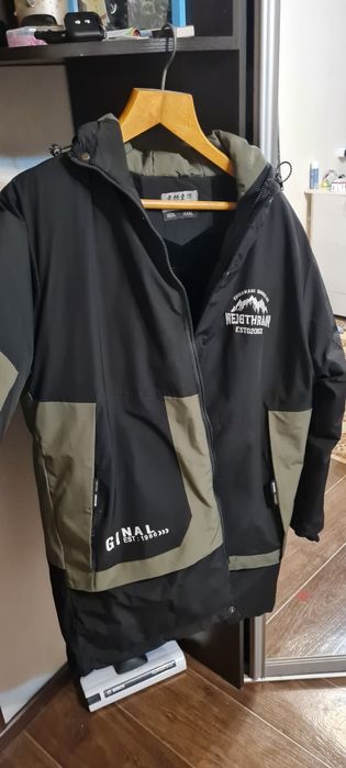 Продам пуховик зимний, подростковый.