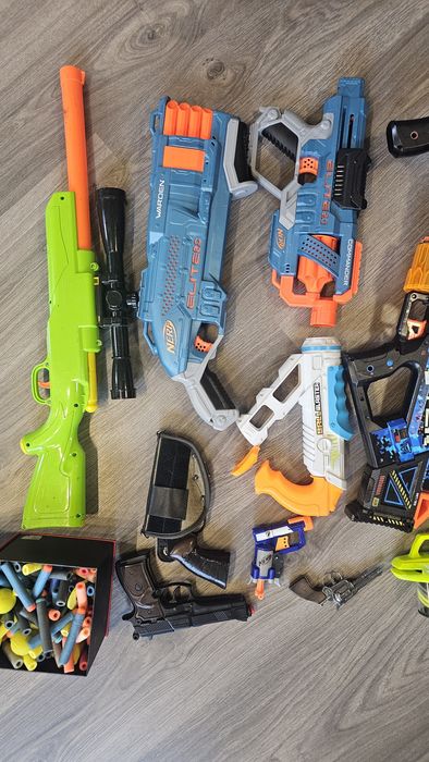 Маски , мечи , нерфы