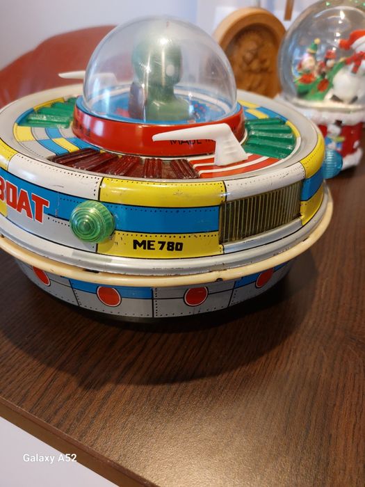 Jucarie veche,spatiala, ME 780 farfurie zburătoare,  China