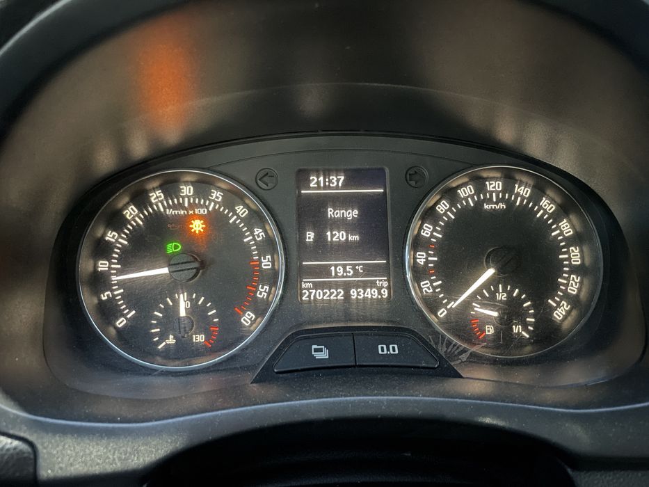 Skoda fabia 2011