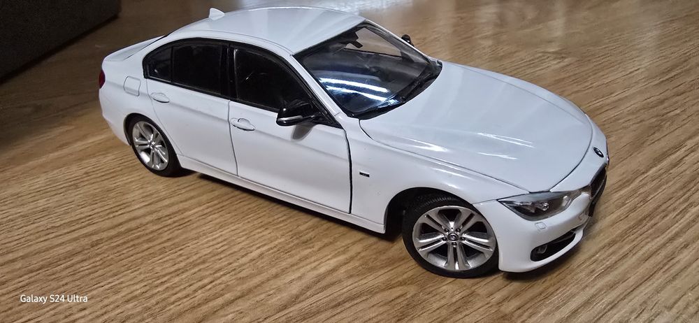 BMW модели Welly 1:24