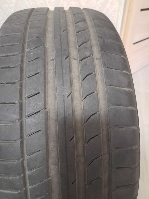 Продам резину continental 225,40.r18
