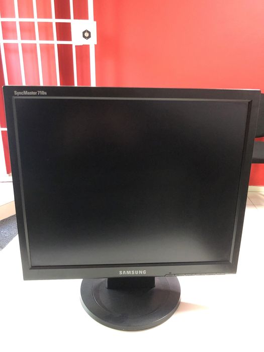 Монитор Samsung 17