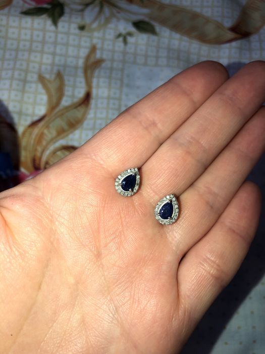 Серьги с сапфирами и бриллиантами