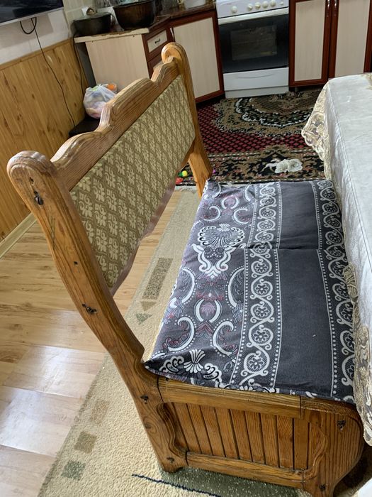 Уголок стулья 200.000