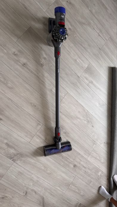 Пылесос Dyson V7 animal