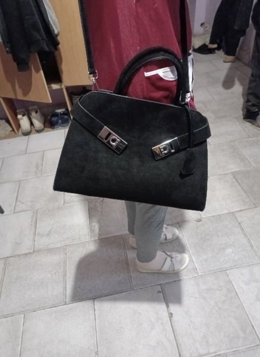 Женская сумка черная