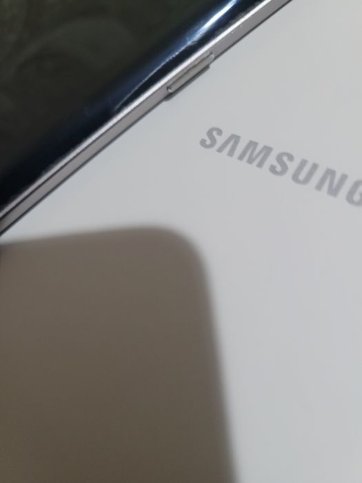 Продам  телефон SAMSUNG  S6  Galaxy edqe