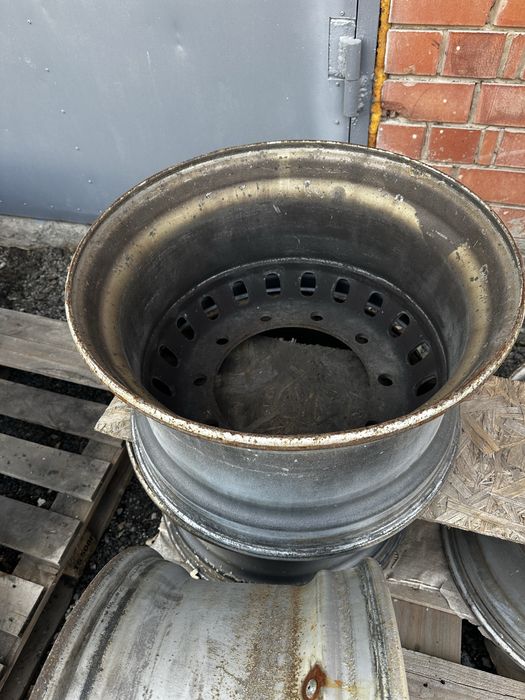 Щины и Диски на грузовый