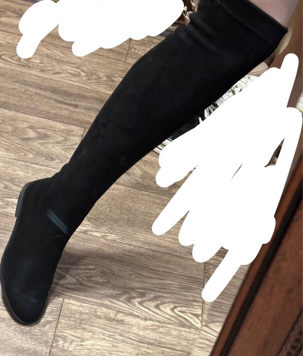 Женская обувь(ботфорты,кроссовки)