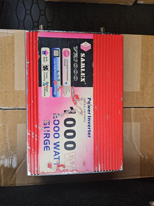 Инвертор Samlex VR1000W за автомобил, бус, кемпер