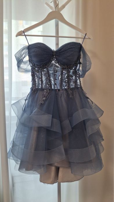 Синя рокля цвят деним