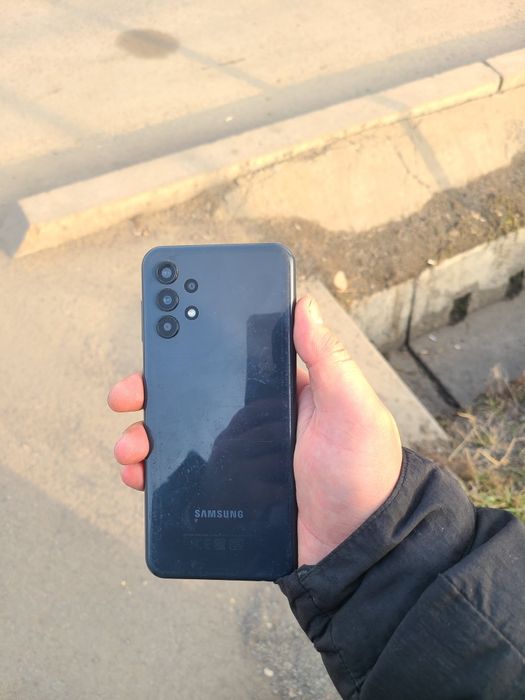 Продам Samsung A13