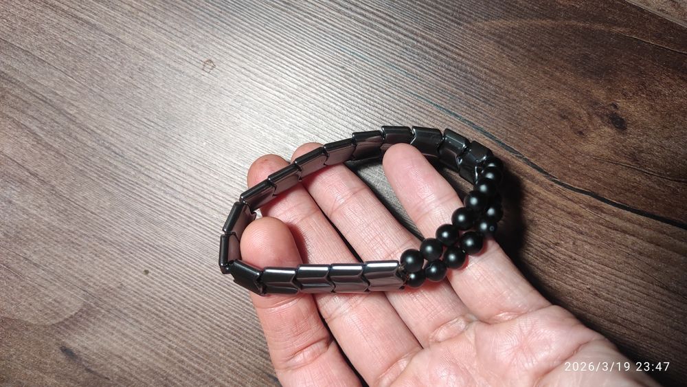 Браслеты из камня