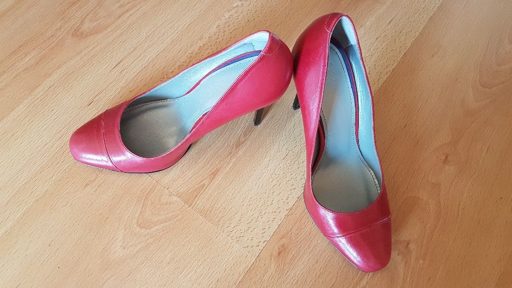 Итальянские туфли новые, 35р