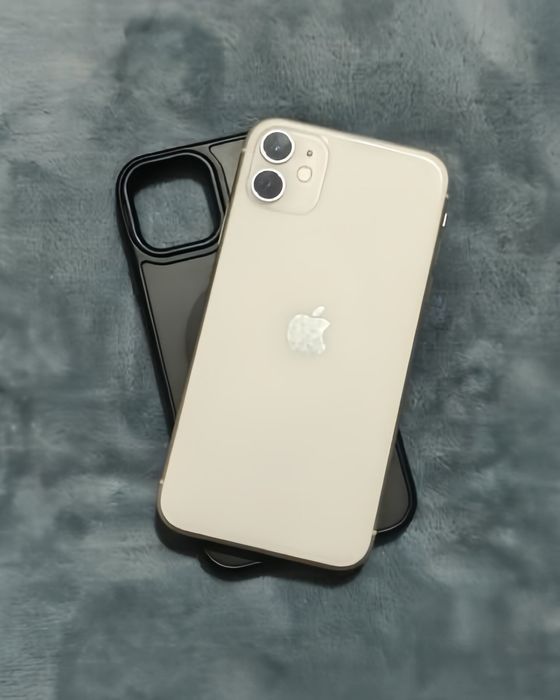 Обменяю Iphone 11 на Iphone Выше с моей Доплатой Разумной !!!