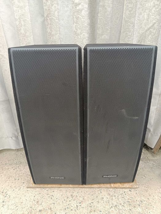 Phonic isk215 гробики 2х750Вт