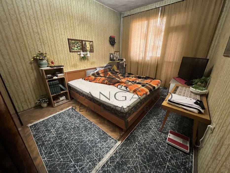 Продава се Многостаен апартамент в Пловдив, Център - 116 кв.м за 1715 €/кв.м - Снимка #7