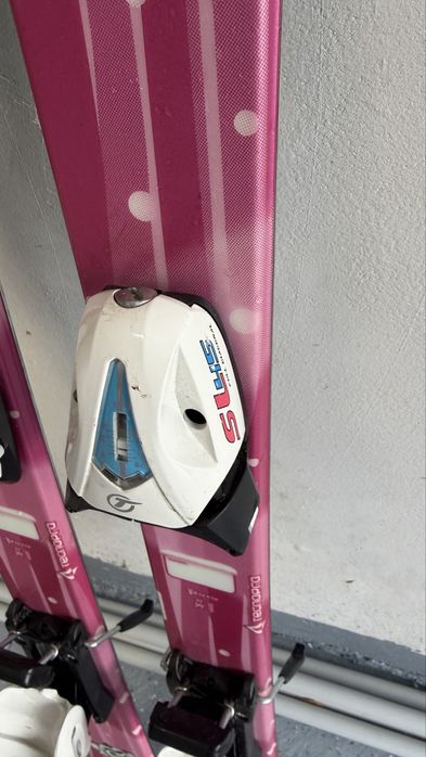 Детски ски и щеки- готови за сезона