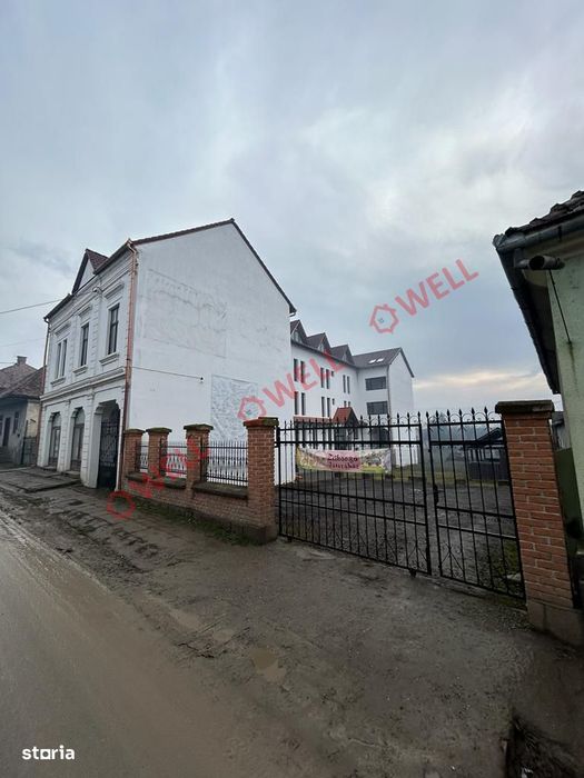 De vânzare complex de clădiri în Baraolt