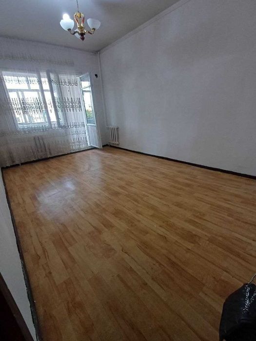 продам квартиру Сергели 5   3/3/9  85 кв.