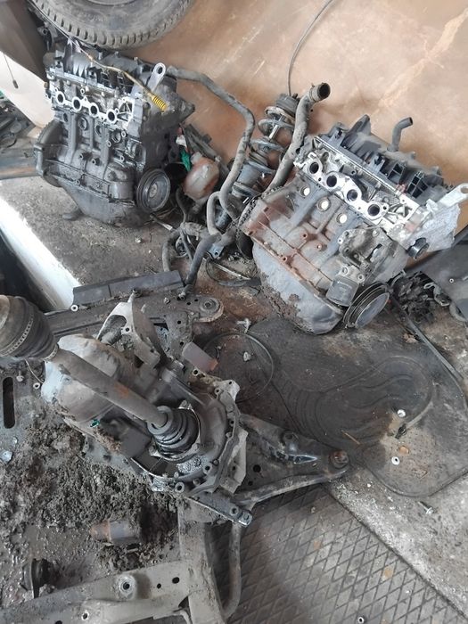 Motor Dacia Logan cu cutie viteze 1.2 1.4 1.5 1.6