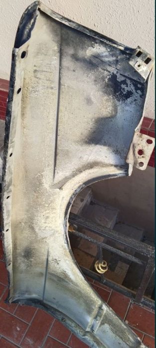 Продается левое крыло от бмв е34