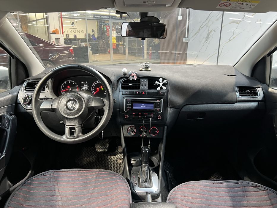 Volkswagen Polo 1.6. 2015.