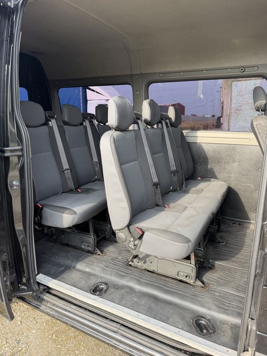 De vanzare Renault Master 8+1 locuri