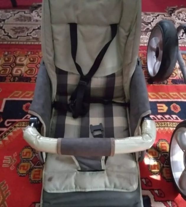 Коляска 2 в  1   НЕ ДОРОГО