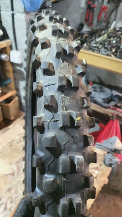 Enduro Medium 2 dimensiune 90 90 21 din 2023