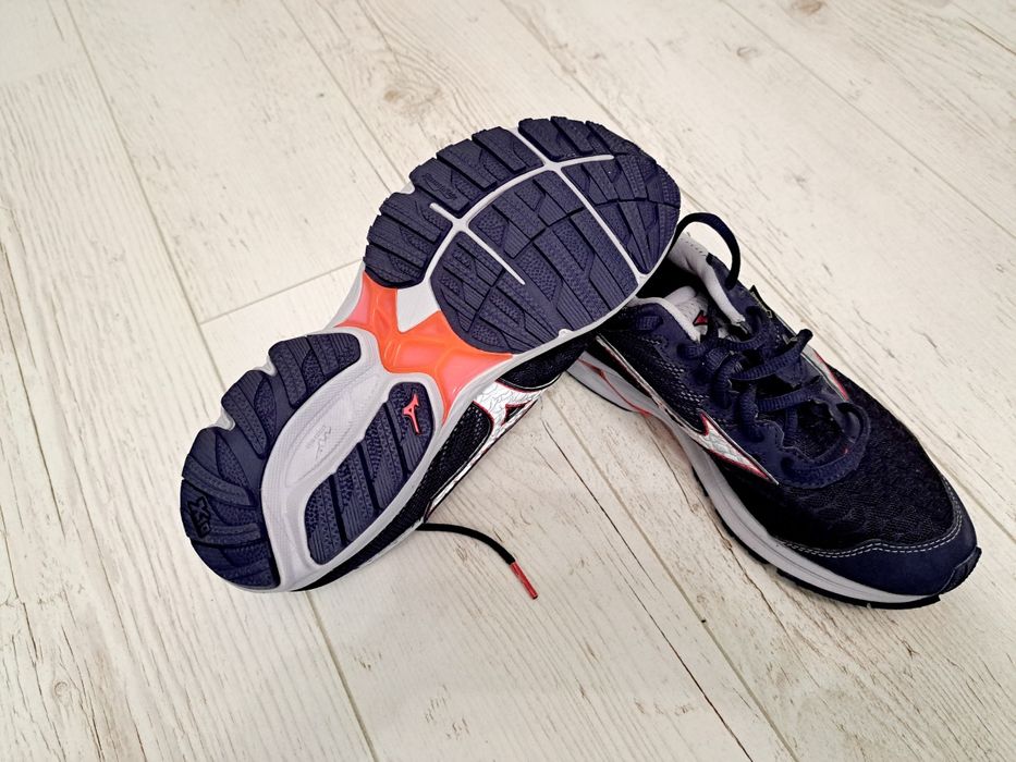 Mizuno Gore-tex-Ориг. Маратонки