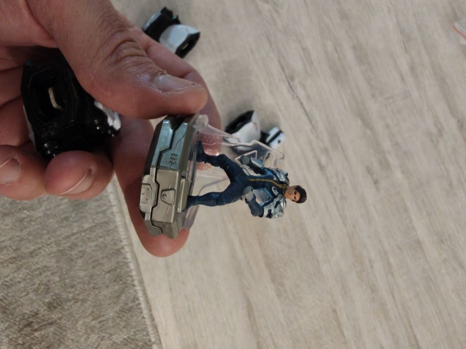 Starlink Battle for Atlas Mason Rana Figure 2.75" Tall